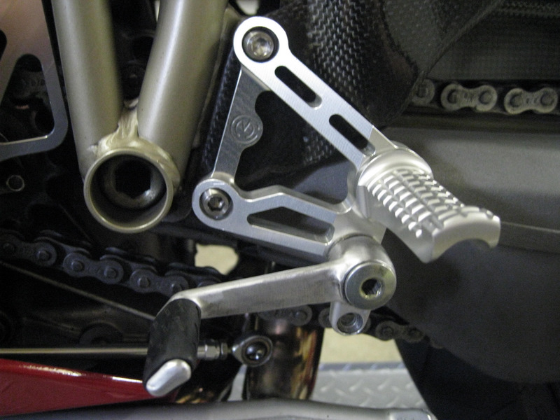 [Bild: 6v98j6pm.jpg]